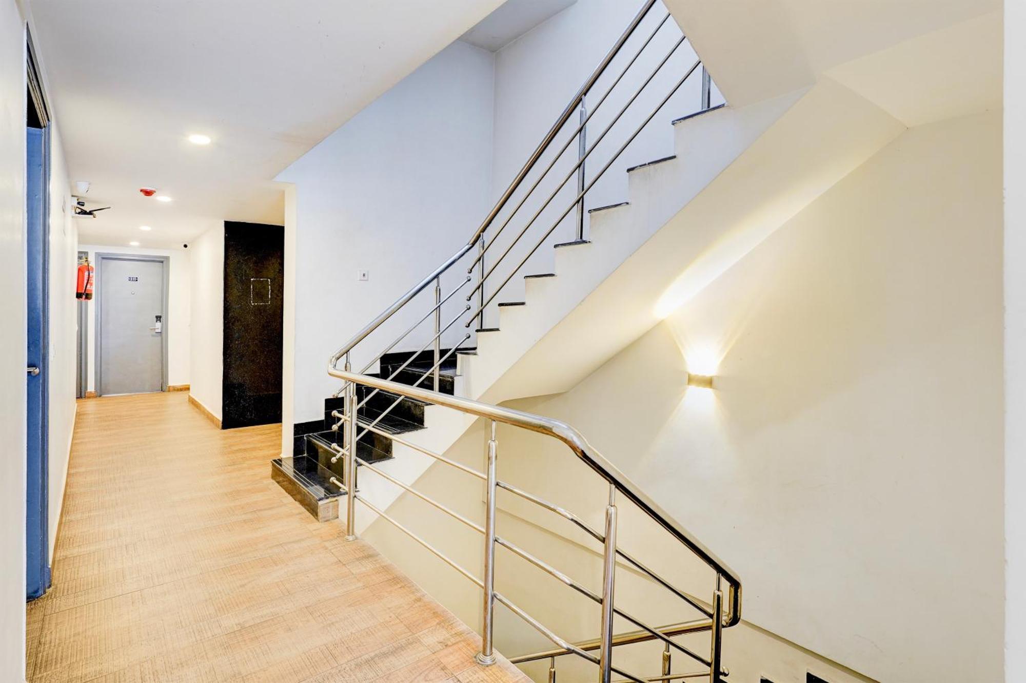 Hotel Super Townhouse Tirupati Extérieur photo