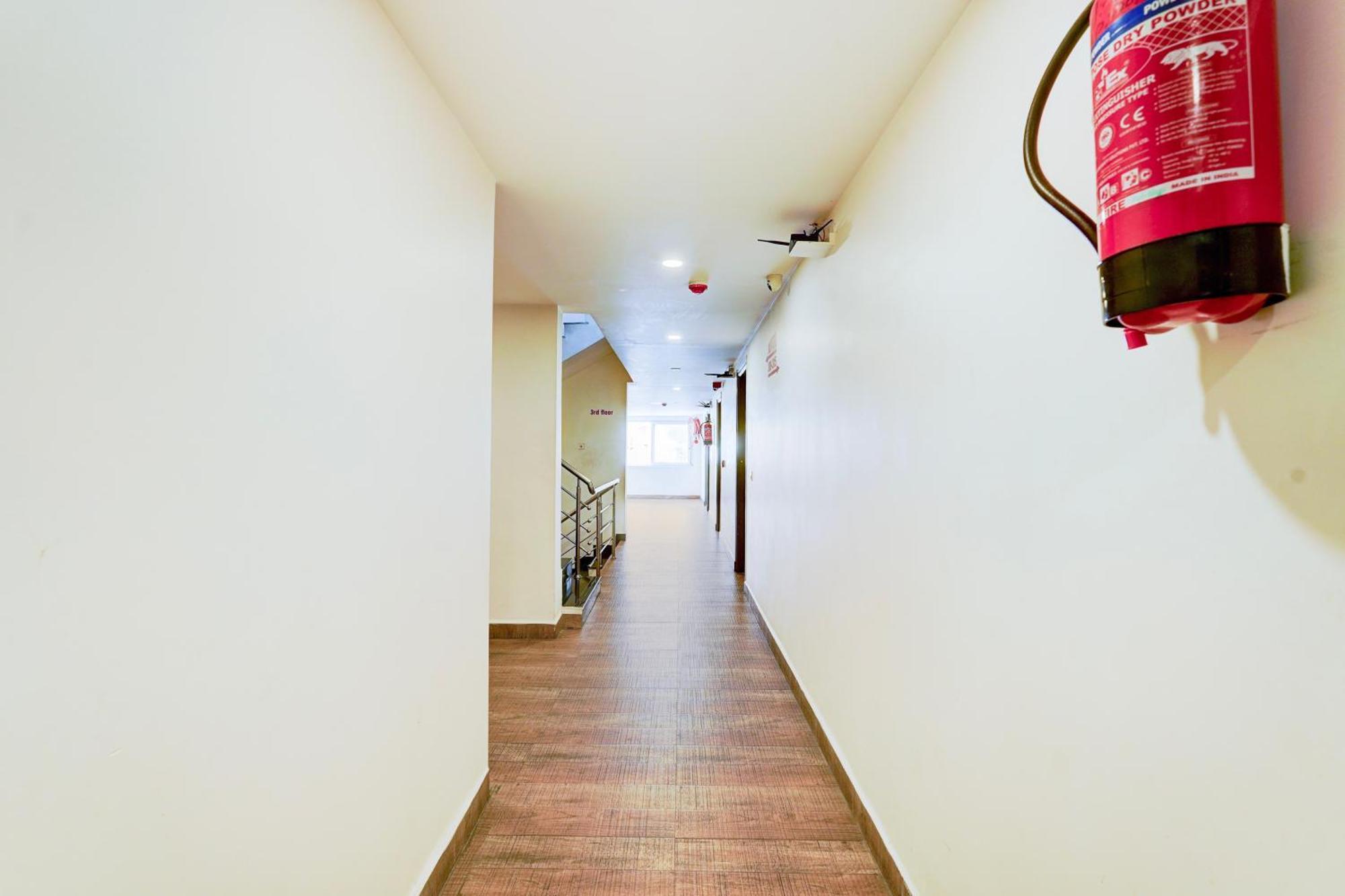 Hotel Super Townhouse Tirupati Extérieur photo